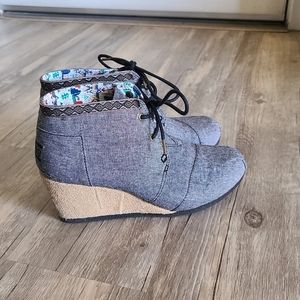 Skechers BOBS for Dogs Wedge Bootie